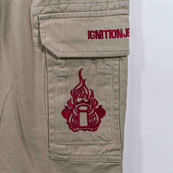 Ignition Embroidered Baggy Cargo Shorts Y2K 30 Hipster Skate Hip Hop Please mak - Picture 3 of 8